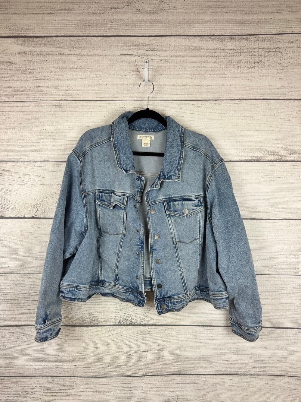Torrid Festi Plus Size Western Style Washed Crop Jean Jacket Size 4X